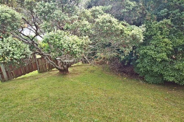 Photo of property in 29 Cockayne Crescent, Sunnynook, Auckland, 0620