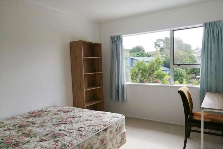 Photo of property in 1/54 Stapleford Crescent, Browns Bay, Auckland, 0630