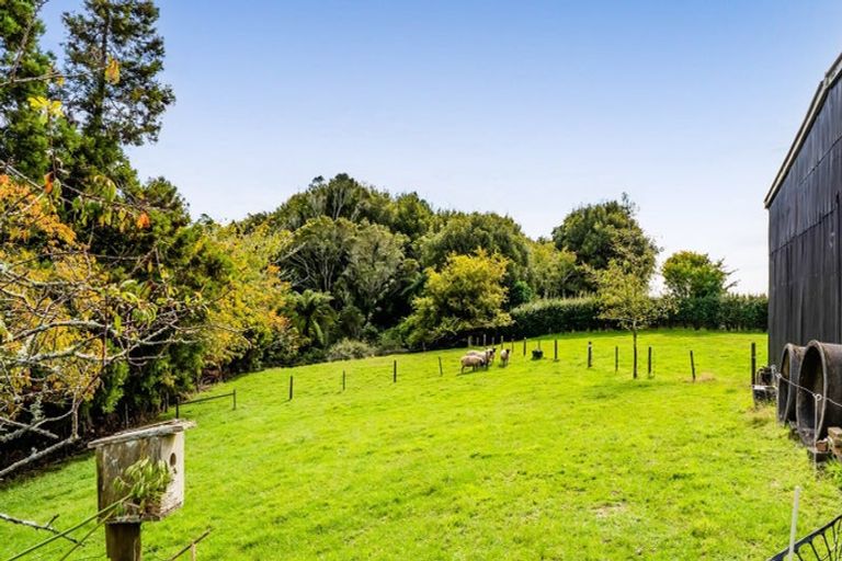 Photo of property in 172 Lepper Road, Inglewood, 4386