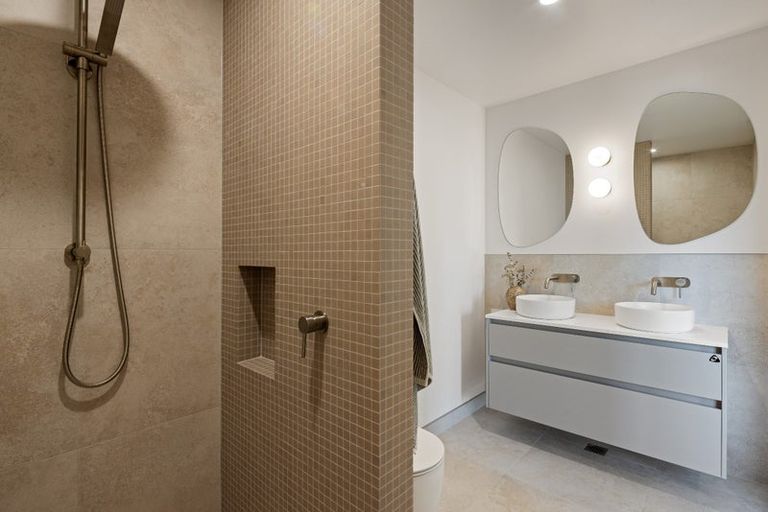 Photo of property in 4/2 Woodstock Road, Fairfield, Hamilton, 3214