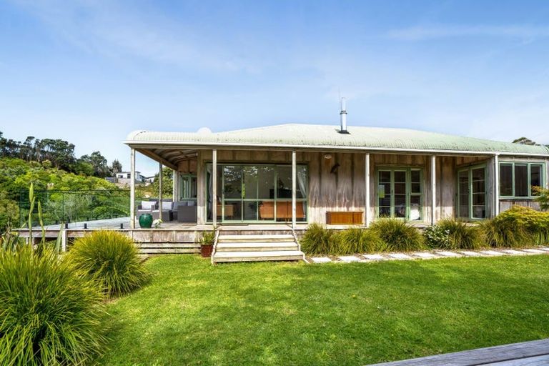 Photo of property in 1185b South Road, Oakura, 4314