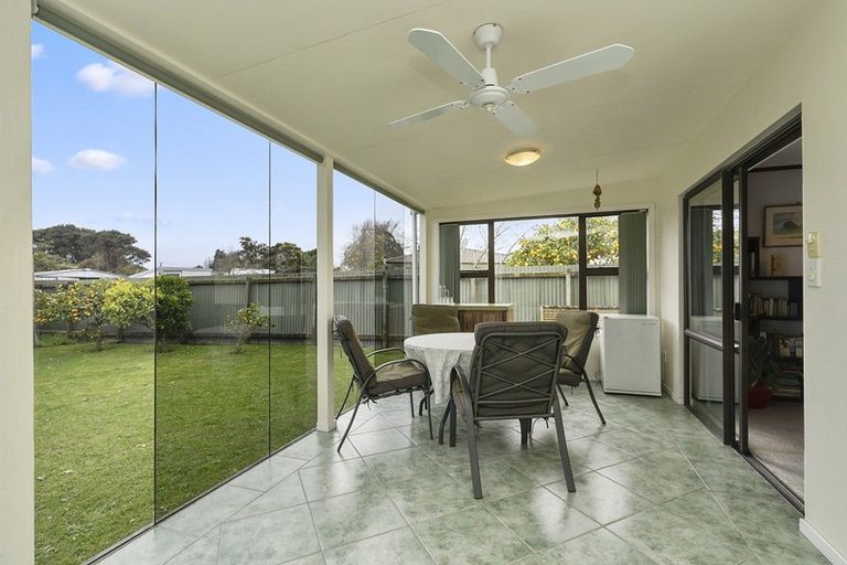 Photo of property in 8 Sunshine Avenue, Paraparaumu, 5032