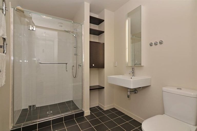 Photo of property in Montreaux Apartments, 5f/164 The Terrace, Wellington Central, Wellington, 6011