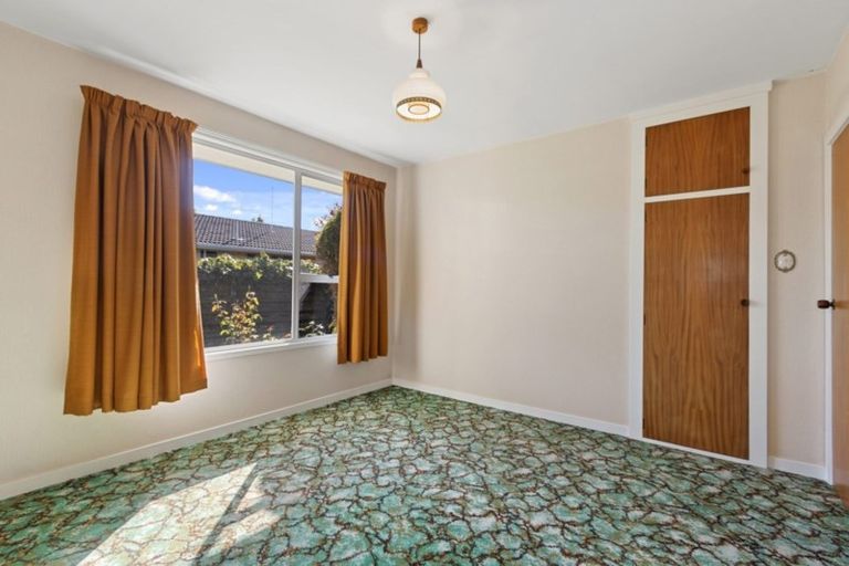 Photo of property in 76 Grimseys Road, Redwood, Christchurch, 8051