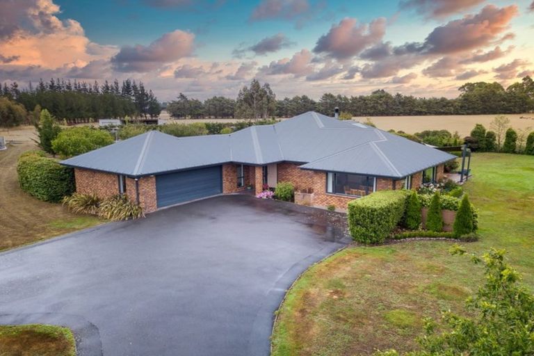 Photo of property in 69 Pattersons Road, Swannanoa, Rangiora, 7475