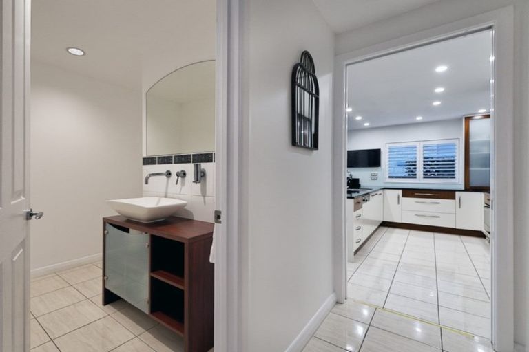 Photo of property in 157c Hobsonville Road, West Harbour, Auckland, 0618