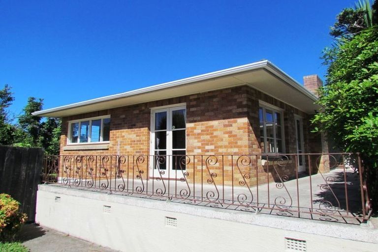 Photo of property in 41 Clevedon Road, Papakura, 2110