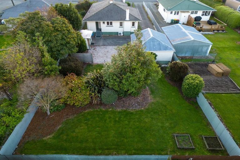 Photo of property in 21 Harris Street, Waimate, 7924