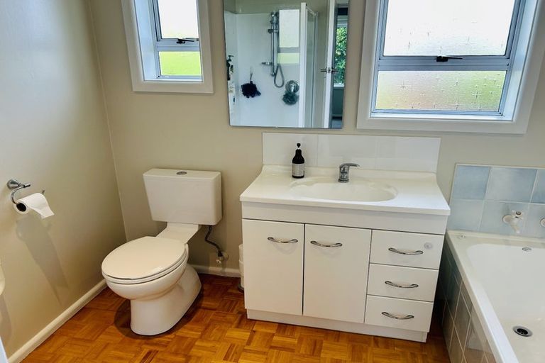 Photo of property in 60 Hounslow Street, Ilam, Christchurch, 8041