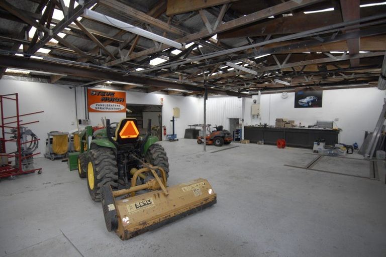 Photo of property in 2 Dunlop Road, Westgate, Auckland, 0814