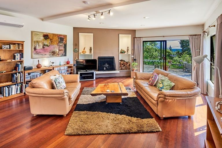 Photo of property in 18 Jeep Road, Raumati South, Paraparaumu, 5032