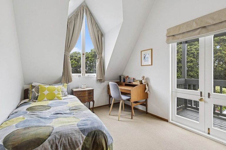 Photo of property in 1/1 Cottleville Terrace, Thorndon, Wellington, 6011