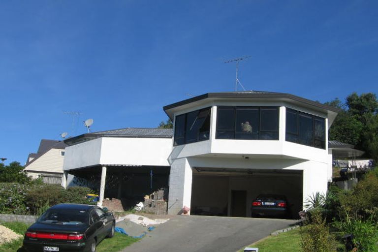 Photo of property in 18 Greenridge Court, Glenfield, Auckland, 0629