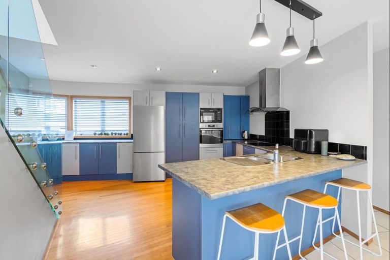 Photo of property in 33 Links Avenue, Mount Maunganui, 3116