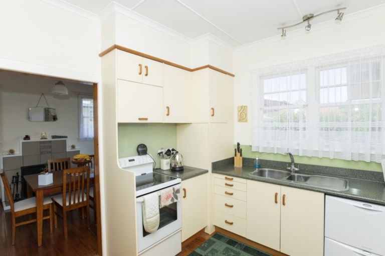 Photo of property in 11 Tukura Road, Inner Kaiti, Gisborne, 4010