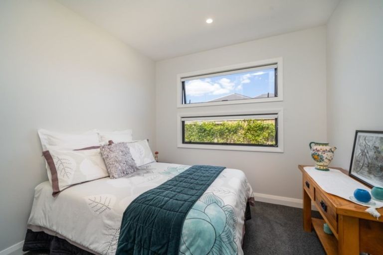 Photo of property in 22 Kahuparere Crescent, Pyes Pa, Tauranga, 3112