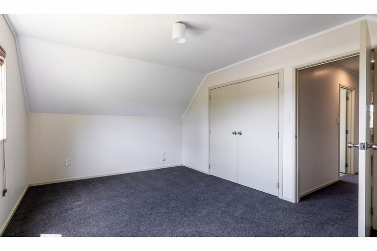 Photo of property in 3/54 Swanson Road, Henderson, Auckland, 0610