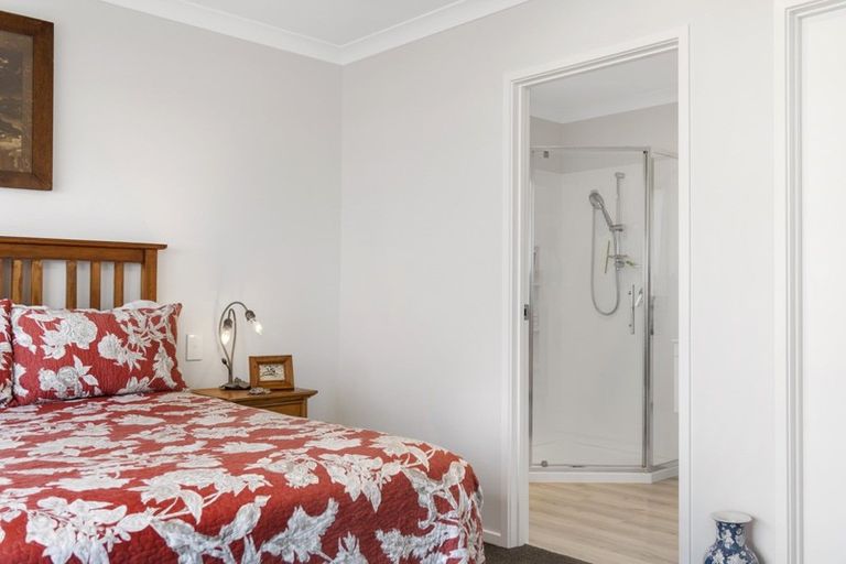 Photo of property in 12 Fontana Street, Papamoa, 3118