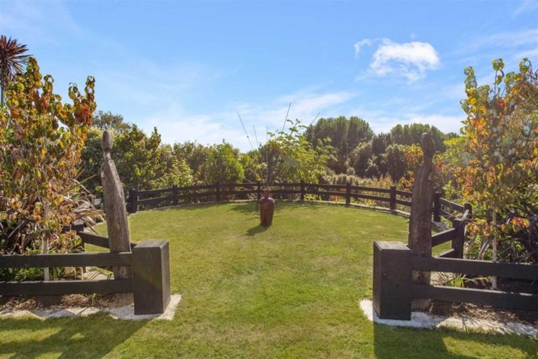 Photo of property in 8 Ashmore Court, Huntington, Hamilton, 3210