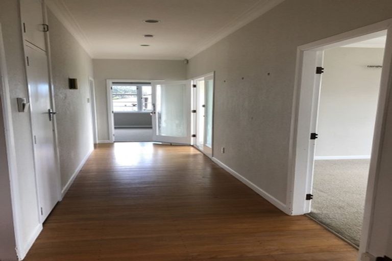 Photo of property in 5a View Road, Papakura, 2110