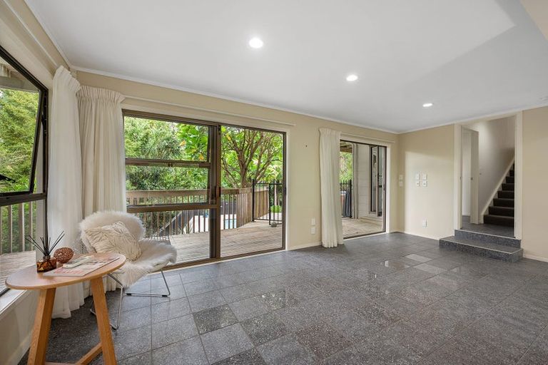 Photo of property in 22b Mariposa Crescent, Birkenhead, Auckland, 0626