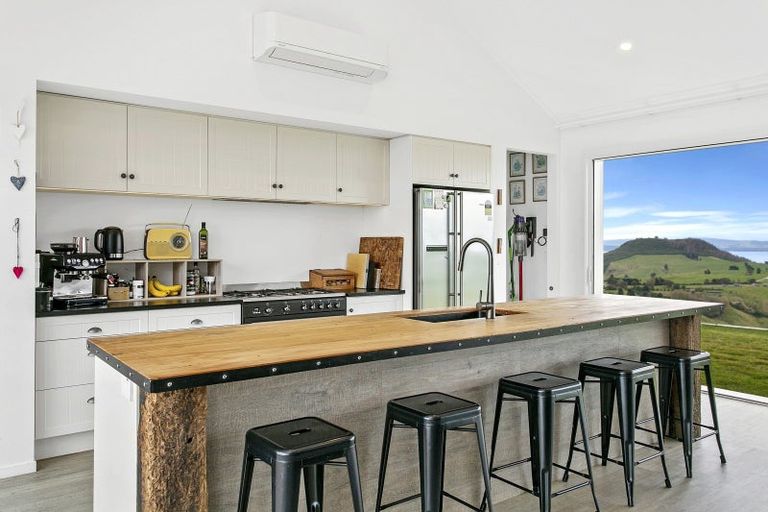 Photo of property in 48 Edge Hill, Acacia Bay, Taupo, 3385