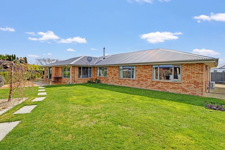 Photo of property in 11 Wyber Place, Kaiapoi, 7630