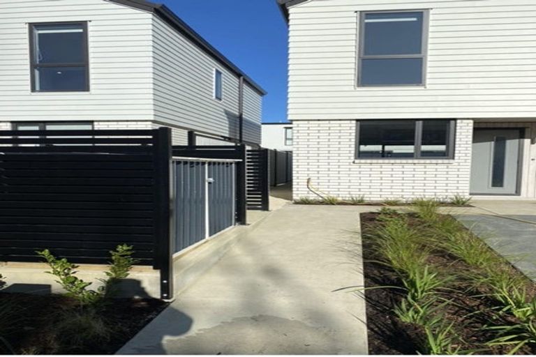 Photo of property in 11 Ara Kataraina, Mangere, Auckland, 2022