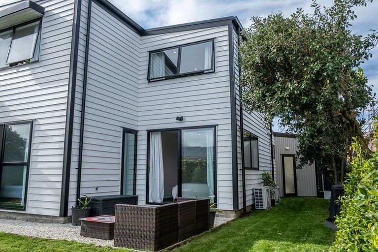 Photo of property in 1/90 Gloria Avenue, Te Atatu Peninsula, Auckland, 0610