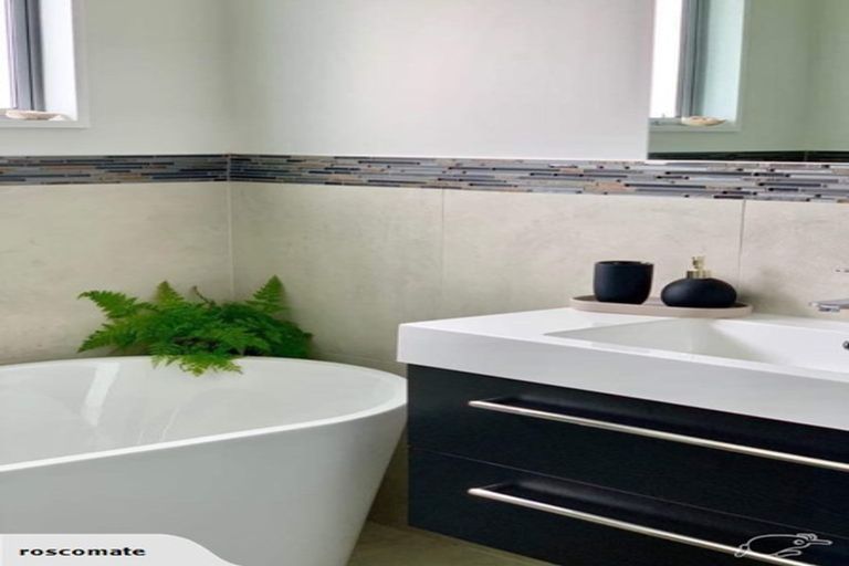 Photo of property in 22 Ruby Ridge, Wanaka, 9305