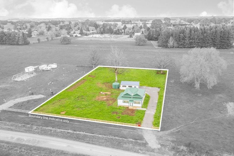 Photo of property in 4 Sedgwick Street, Tikokino, 4273