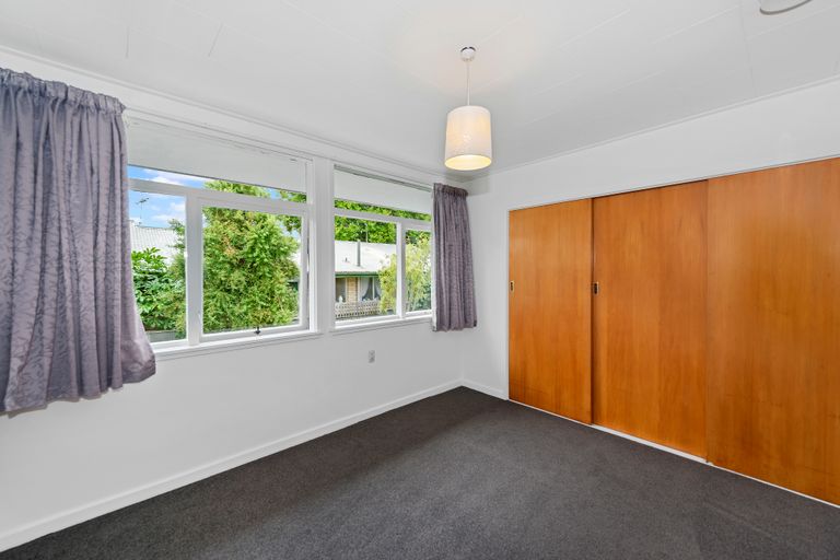 Photo of property in 34 Munro Street, Redwood, Christchurch, 8051
