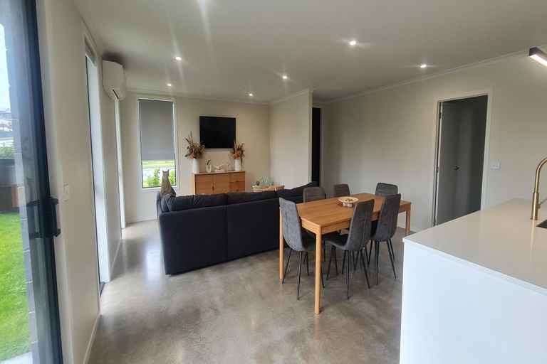 Photo of property in 8 Warren Lane, Morrinsville, 3300