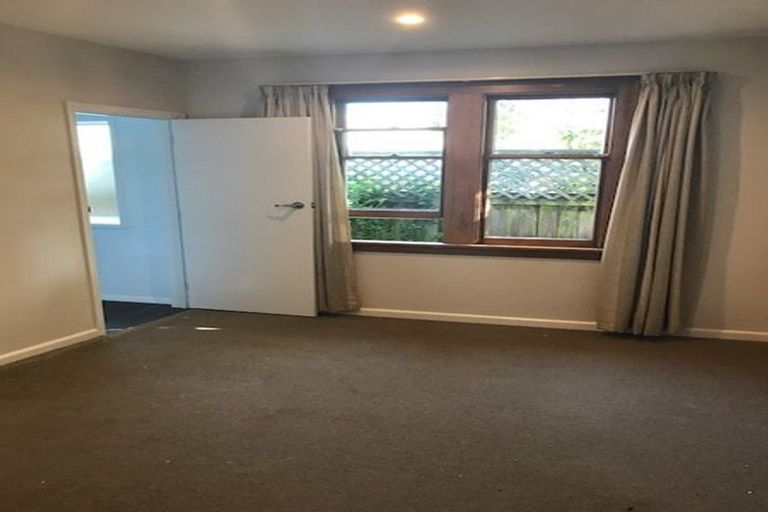 Photo of property in 254 Ilam Road, Burnside, Christchurch, 8053