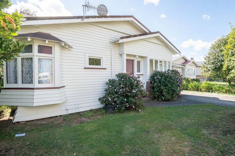 Photo of property in 36 Matipo Street, Takaro, Palmerston North, 4410