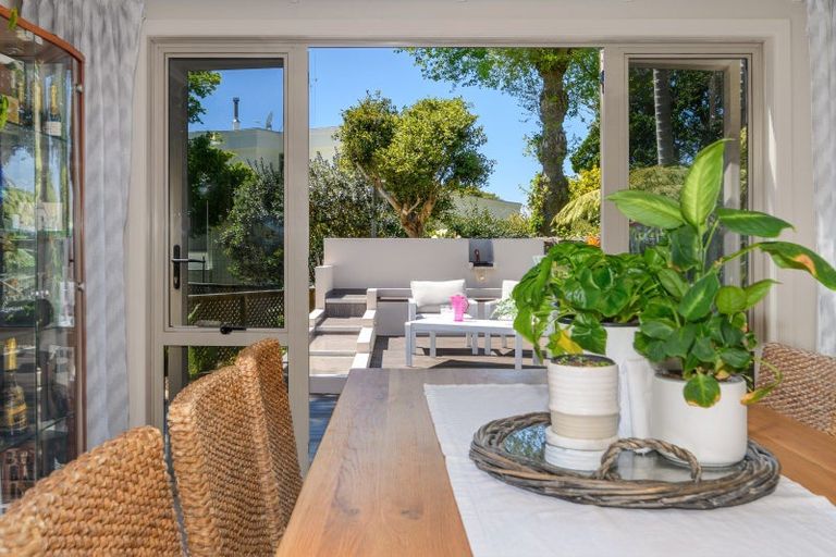 Photo of property in 228b Welcome Bay Road, Welcome Bay, Tauranga, 3112