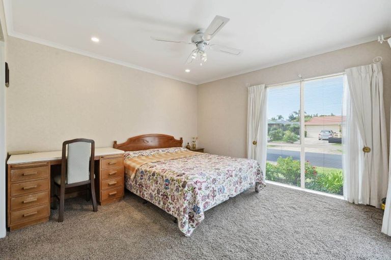 Photo of property in 23 Millington Place, Huntington Park, Auckland, 2013