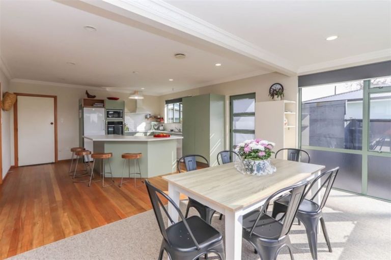 Photo of property in 8a Mahoe Street, Inglewood, 4330