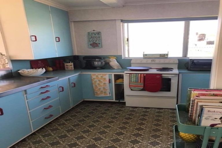 Photo of property in 19 Boucher Avenue, Te Puke, 3119