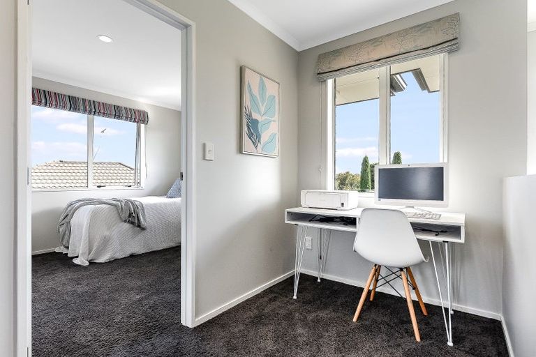 Photo of property in 6 Bentley Rise, Flagstaff, Hamilton, 3210