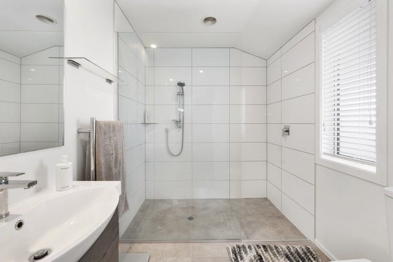 Photo of property in 6 Maison Way, Rangatira Park, Taupo, 3330