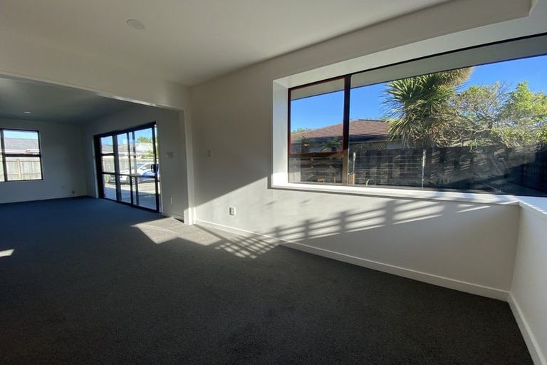 Photo of property in 3/28 Oxley Avenue, St Albans, Christchurch, 8014