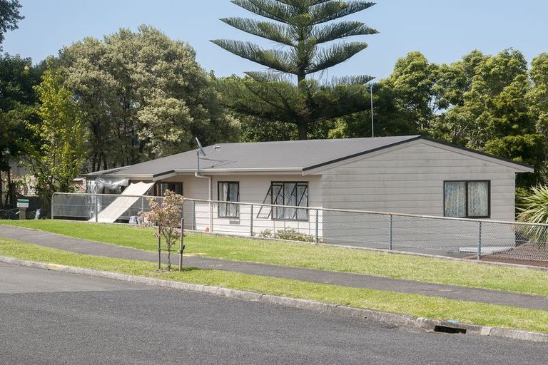 Photo of property in 12b Pennington Place, Welcome Bay, Tauranga, 3112