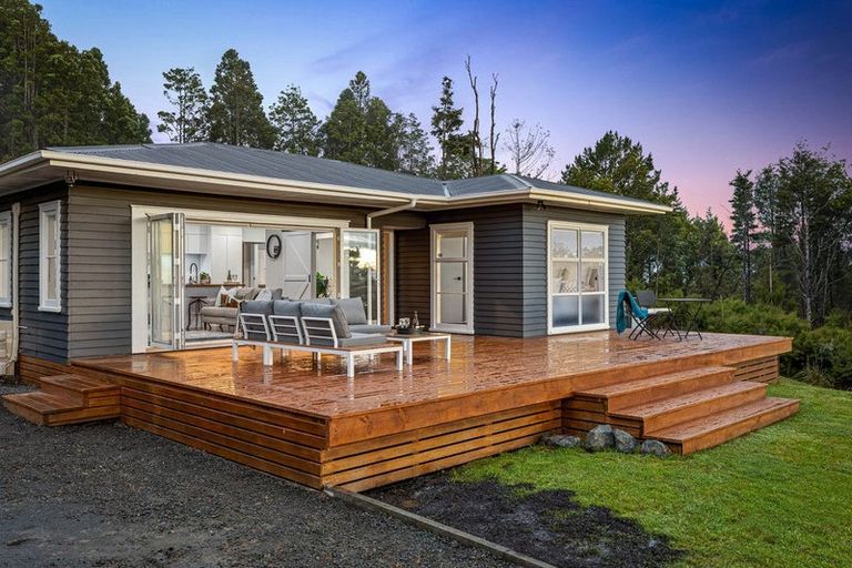 Photo of property in 539 Krippner Road, Puhoi, Silverdale, 0994