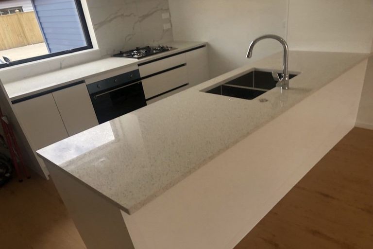 Photo of property in 37 Kaha Road, Takanini, 2110