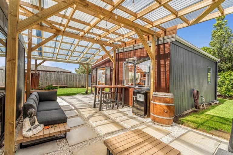 Photo of property in 17 Cook Drive, Whitianga, 3510