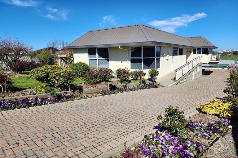 Photo of property in 11 Waimataitai Street, Waimataitai, Timaru, 7910