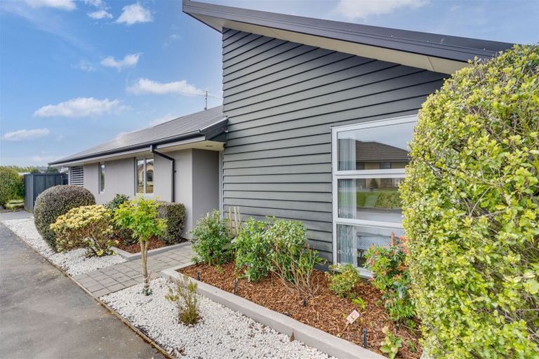 Photo of property in 37 Philippe Avenue, Yaldhurst, Christchurch, 8042
