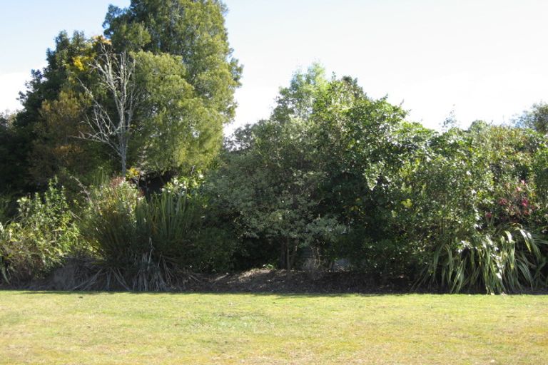 Photo of property in 25 Kaiuru Avenue, Pukawa Bay, Turangi, 3381