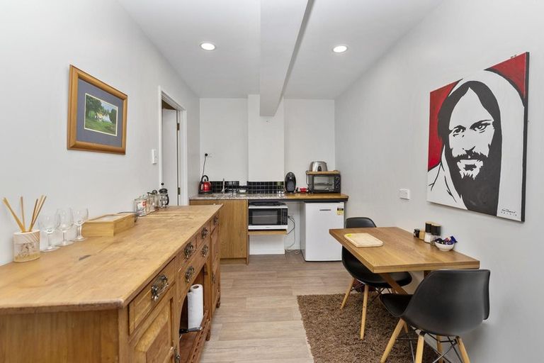 Photo of property in 23 St James Avenue, Helensville, 0800